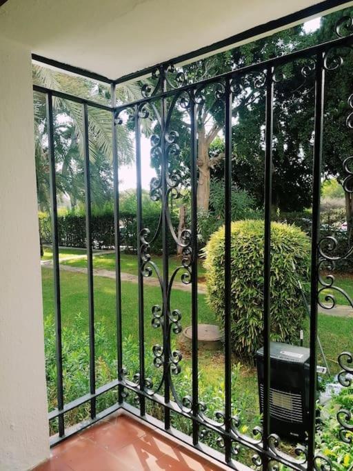 Apartament Studio Paris Estepona Zewnętrze zdjęcie